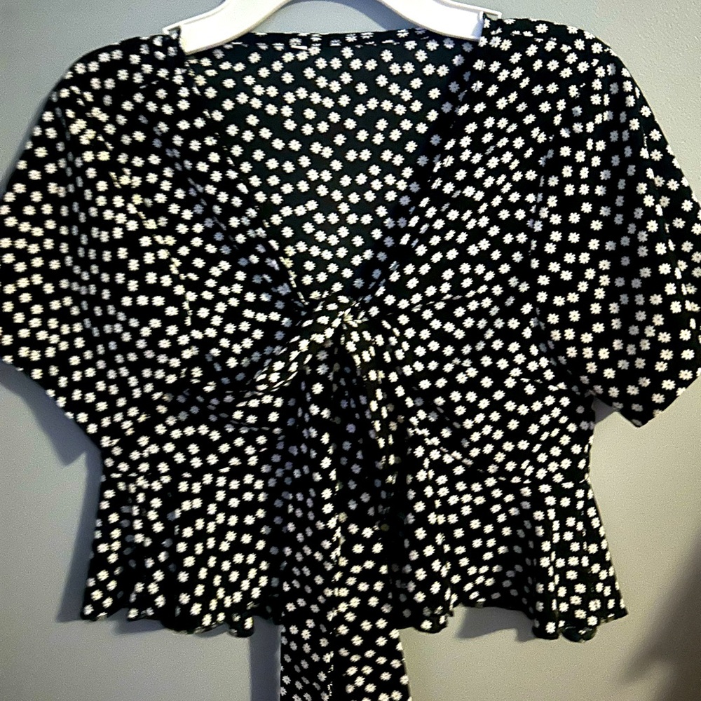 Black and white tie top